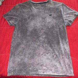 Hollister tee